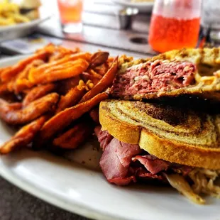 Reuben sandwich