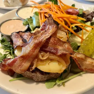 caramelized gouda burger - sans buns