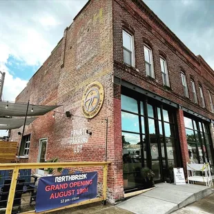 Great beer selection and amazing indoor/outdoor atmosphere!