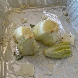 Lettuce stumps in my Caesar salad. This is so wrong. Give me edible ingredients.