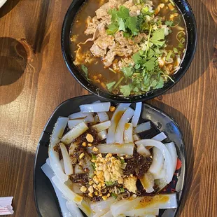 G1. House Special Cold Clear Noodle and Beef Soup