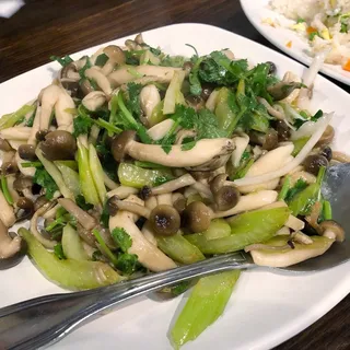 V1. Sauteed Mixed Mushroom
