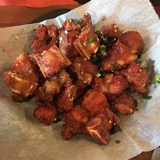 E5. Spare Ribs with Garlic