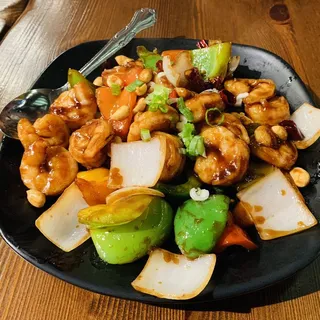 F1. Kung Pao Shrimp