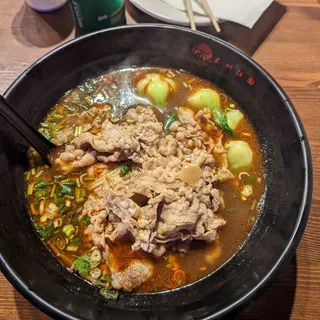 A5. Hot & Spicy Prime Beef Noodle Soup