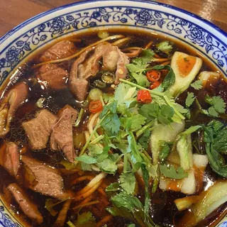 Hot and Spicy Intestine Noodle Soup