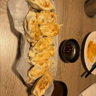 Pan Fried Pork Potsticker (8 Pcs) (8)