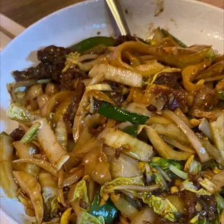 Angus Beef Stir-Fried Sliced Noodle