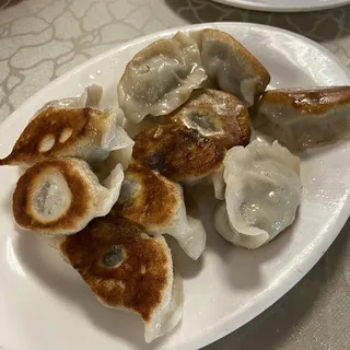 Pork & Cabbage Dumpling