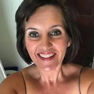 Lisa L.