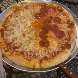 Way to much oil, good pepperoni flavor returned it.