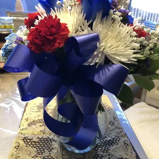 Veteran&apos;s Day arrangement.