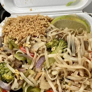 Pad Thai w/ extra sauce smh