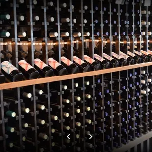 25+ varieties of wine!