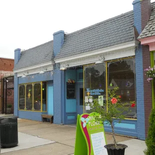 Street View (Bellevue Ave)