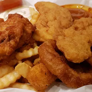 Small Downtown Sampler to go order