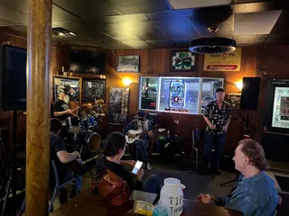 The Fill Inn