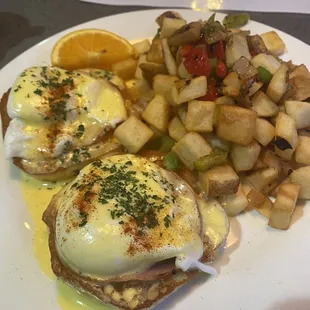 Classic Eggs Benedict