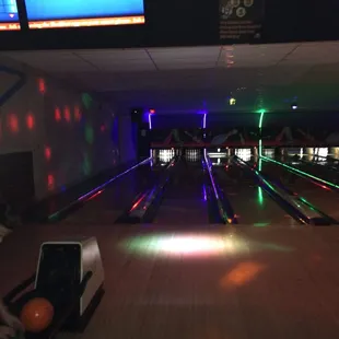 Glo bowl. Yeeessss!