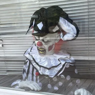 Halloween decor at the office building  (10/2021)