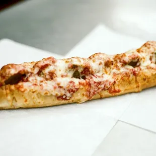 Meatball Sandwitch
Comes with meatballs covered with our in house pizza sauce and Wisconsin Mozzarella Cheese