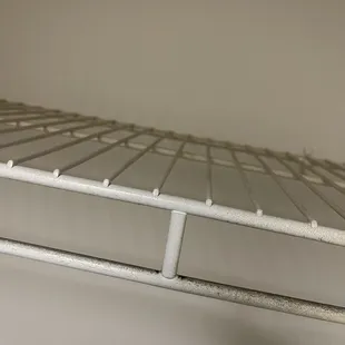 Another pic of dirt on racks.