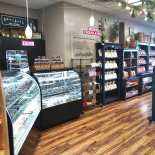 Fine Chocolates, Boxed Chocolates and Gourmet Popcorn