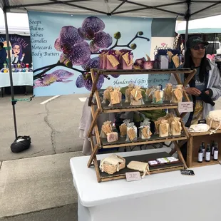 1/29/22 i might be accused of stalking some of these vendors...,