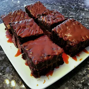 Umami Caramel Brownies