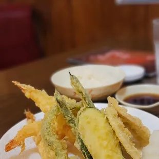 $18 - Tempura (comes with a bowl of rice and a dipping sauce)