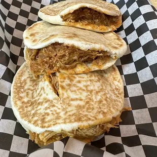 Tinga Pollo Gordita