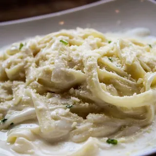 Fettuccine Alfredo