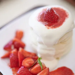 Strawberry Souffle Pancakes