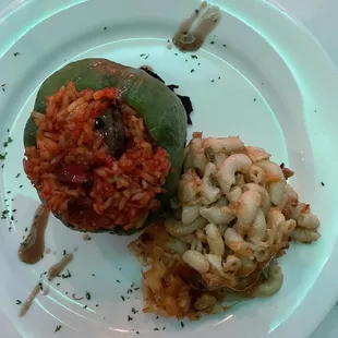 Stuffed grilled pepper with vegan jambalaya over grilled portobello with a side of Cajun mac and cheese.
