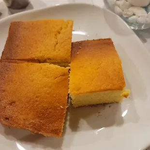 Cornbread basket