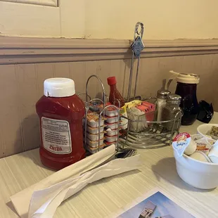 Table with everything you might need.