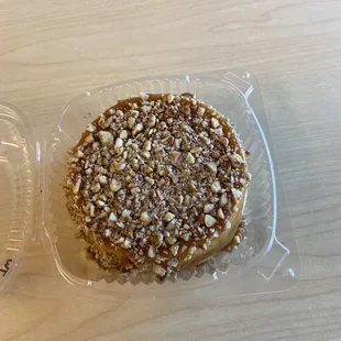 Pecan and caramel cheesecake