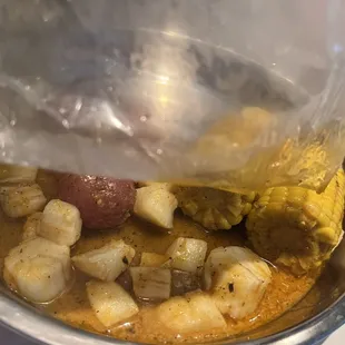 Scallops, potatoes and corn seafood boil