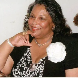 Roxan C.