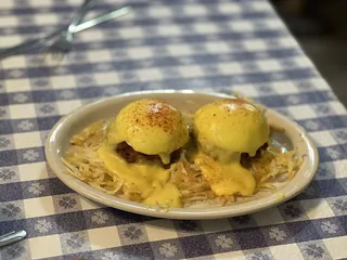 La Pines Cafe