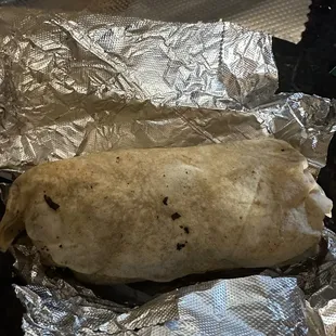 Big supreme burrito but DRY. No sauce, they gave me NO sour cream but it's allegedly incl. NOT!