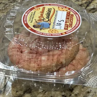 Strawberry Macadamia