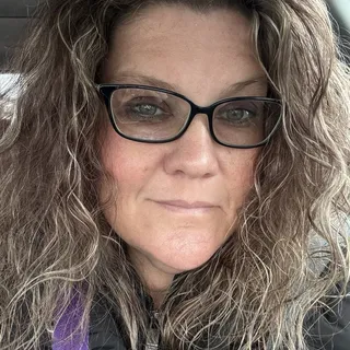 Tina H.