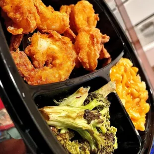 Fried Shrimp Basket, Mac N Cheese, Lemon Butter Broccoli