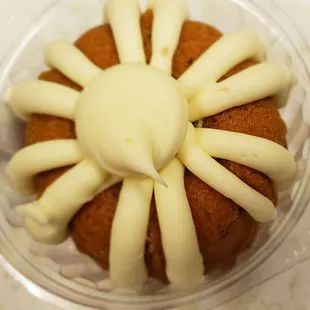 Chocolate chip cookie