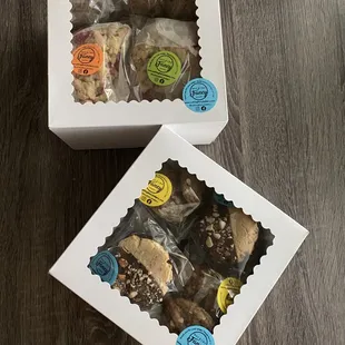 Packaging for a larger order.