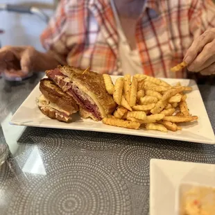 Classic Reuben