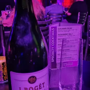 $25 bottle of sparkling wine