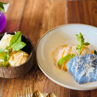 Coconut ice cream      Mango Stickyrice