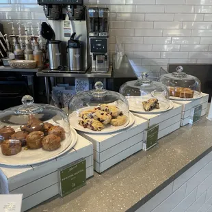 donuts, interior